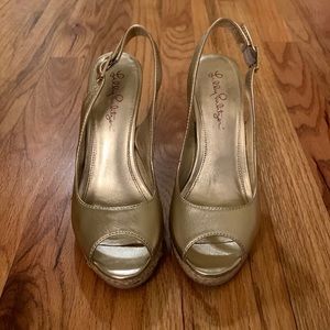 Lilly Pulitzer Gold Wedge- worn once